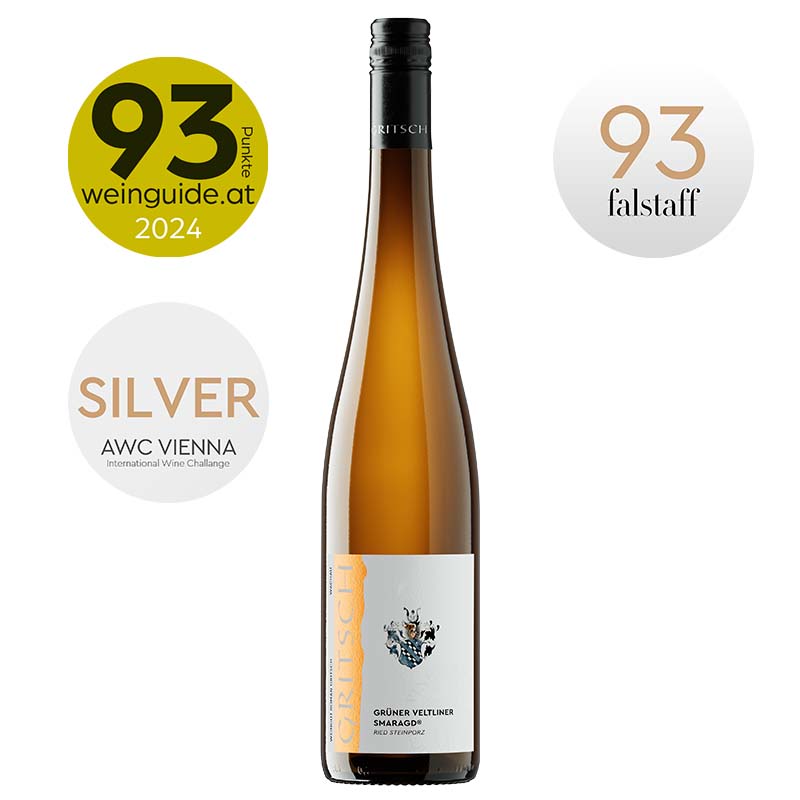 Flasche Grüner Veltliner Smaragd Ried Steinporz 2023 auf weissem Hintergund