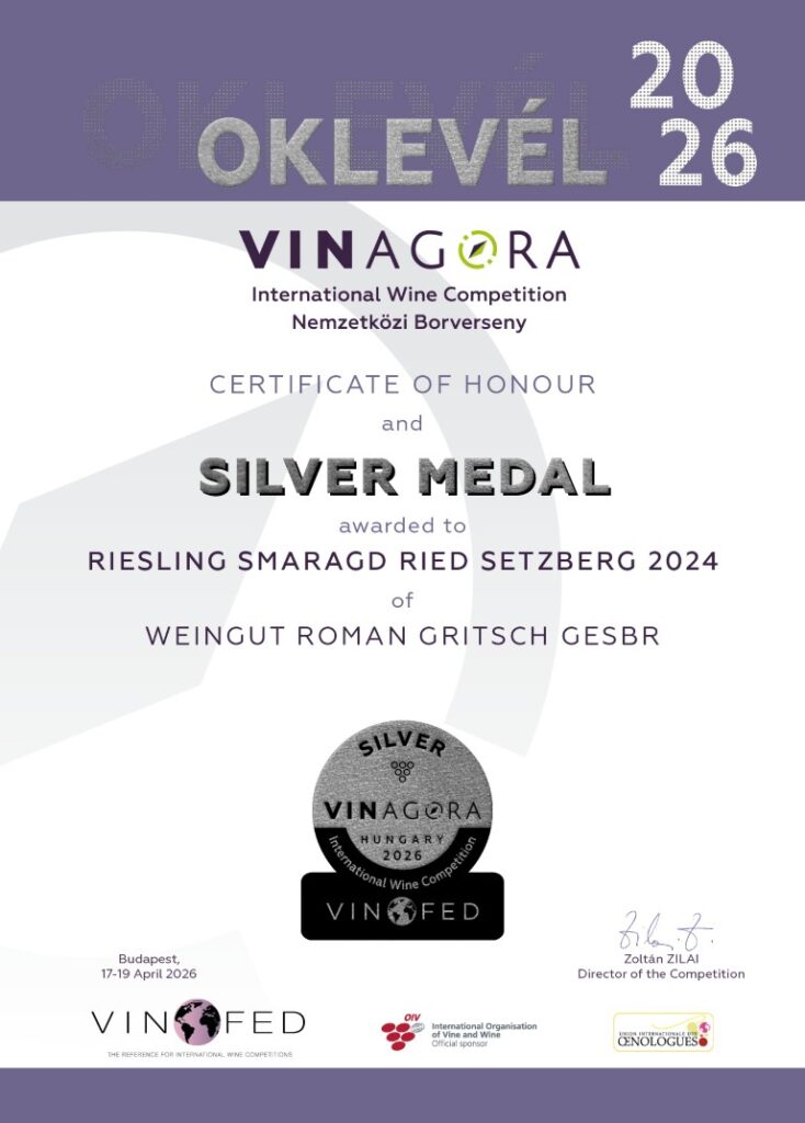 Offizielle VinAgora 2026 Silber-Urkunde für den Riesling Smaragd Ried Setzberg 2024 vom Weingut Roman Gritsch.
